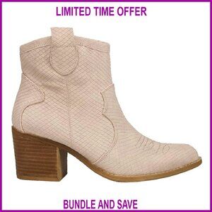 Women's Western Boots Distressed Leather Short Shaft Cowboy Style